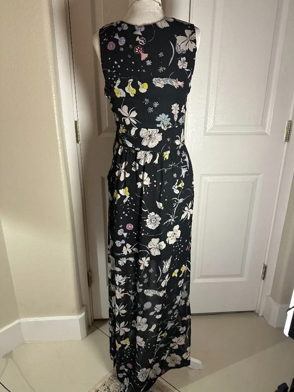 H&M Conscious Botanical Print Black Maxi Dress – Size 8